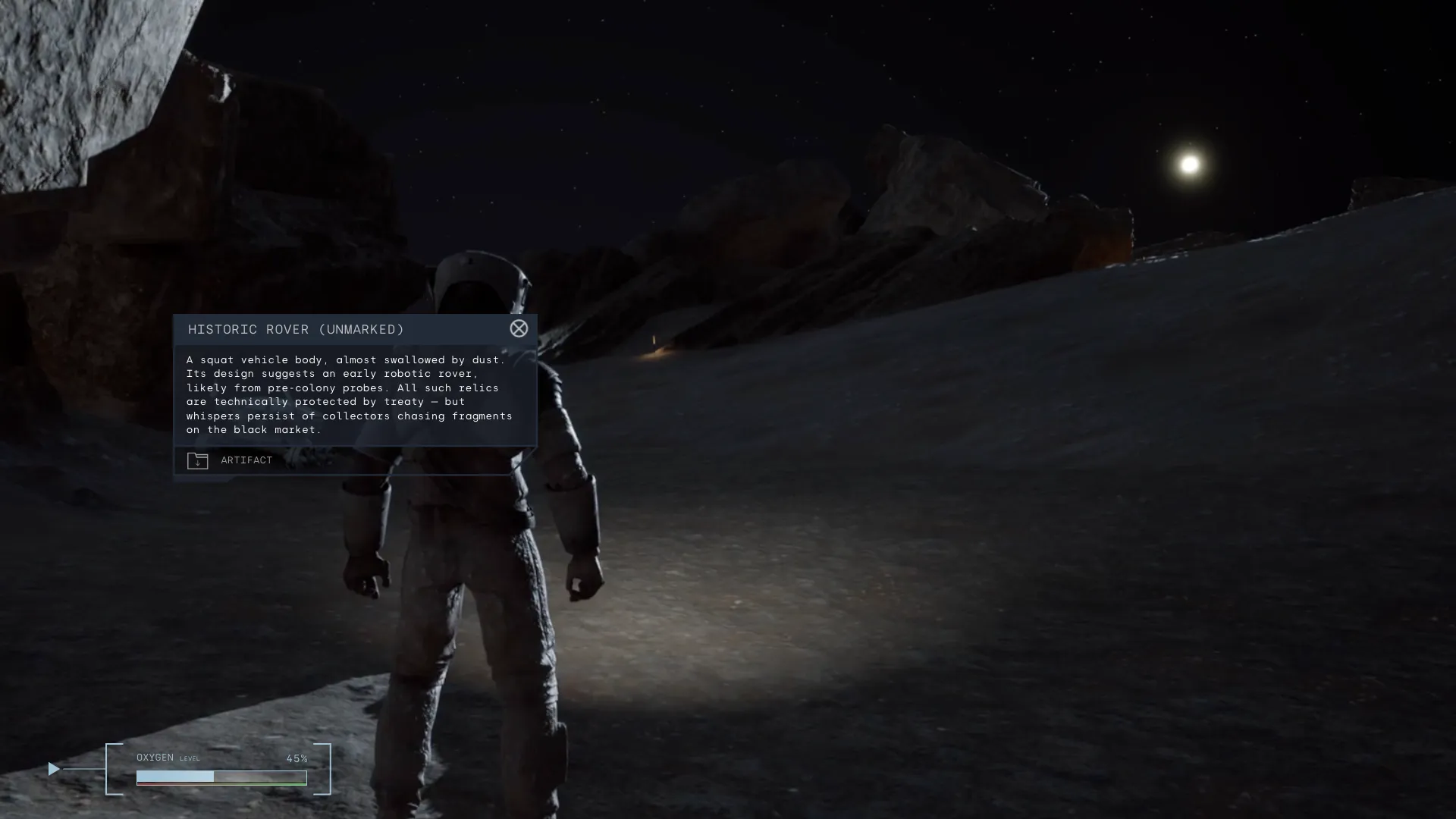 Astronaut op een helling met een infovenster over een historische rover